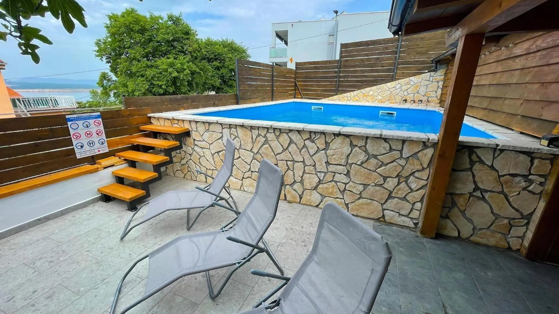 Studio Apartment With Swimming Pool And Sea View ! Dramalj