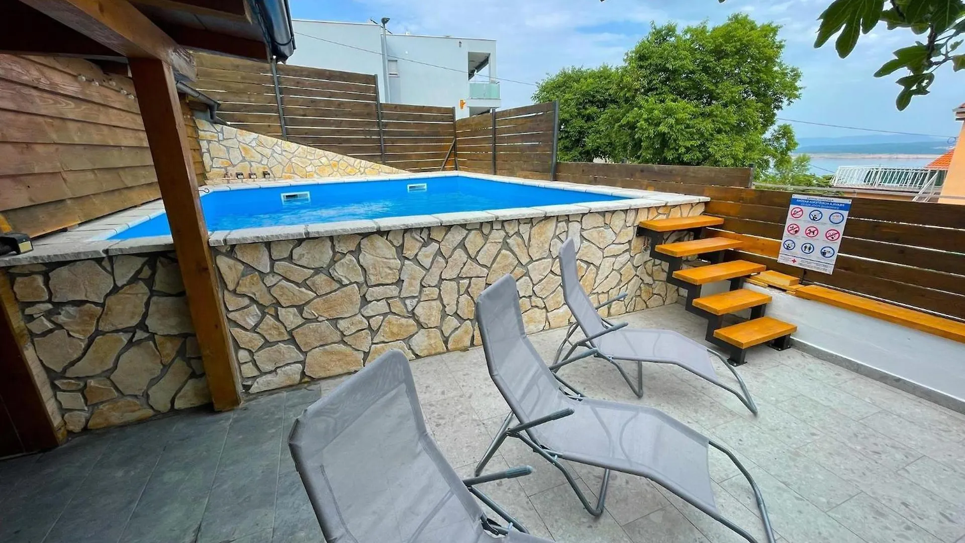 Studio Apartment With Swimming Pool And Sea View ! Dramalj Croatia